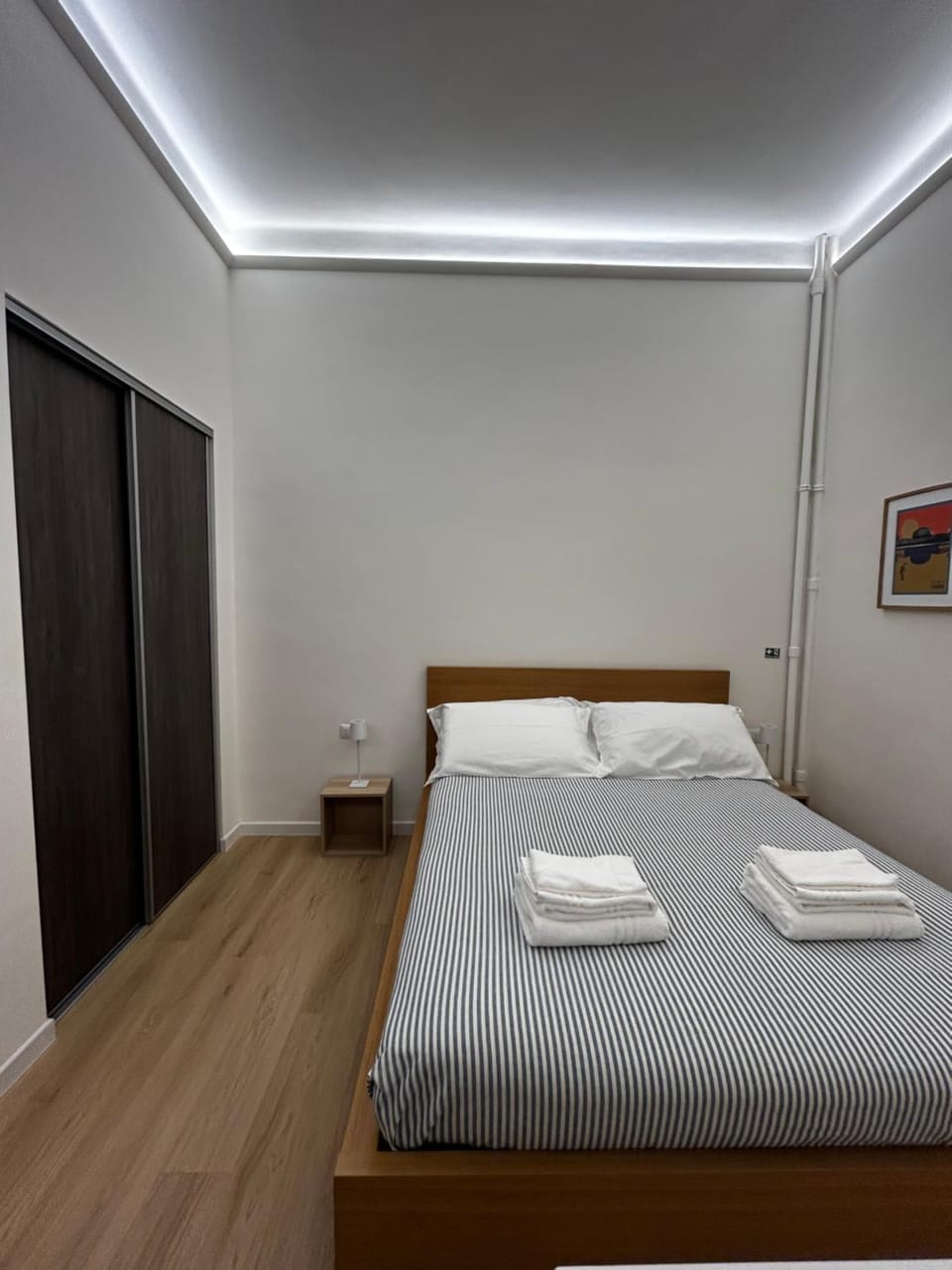 Bed, Photo of the whole room, Bedroom, towels, wardrobe