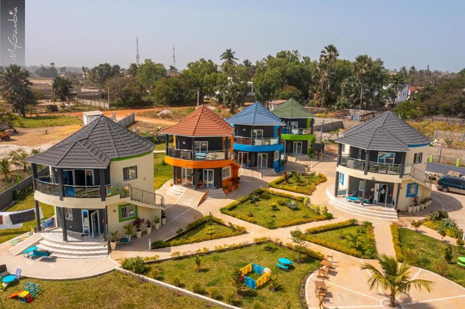Seaview Room - Sleeps 3 - Cape Point - Bakau Apartment in Senegal