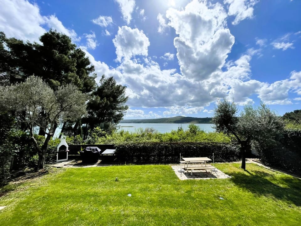 BBQ facilities, Garden, Sea view
