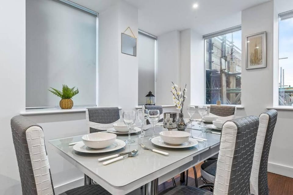 Sleep 7 20 mins from London Waterloo BP65 Apartment in London