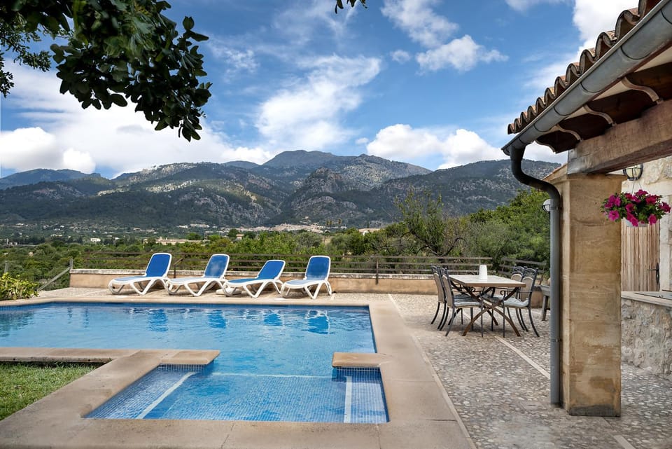 Villa Sestadors Villa in Pla de Mallorca