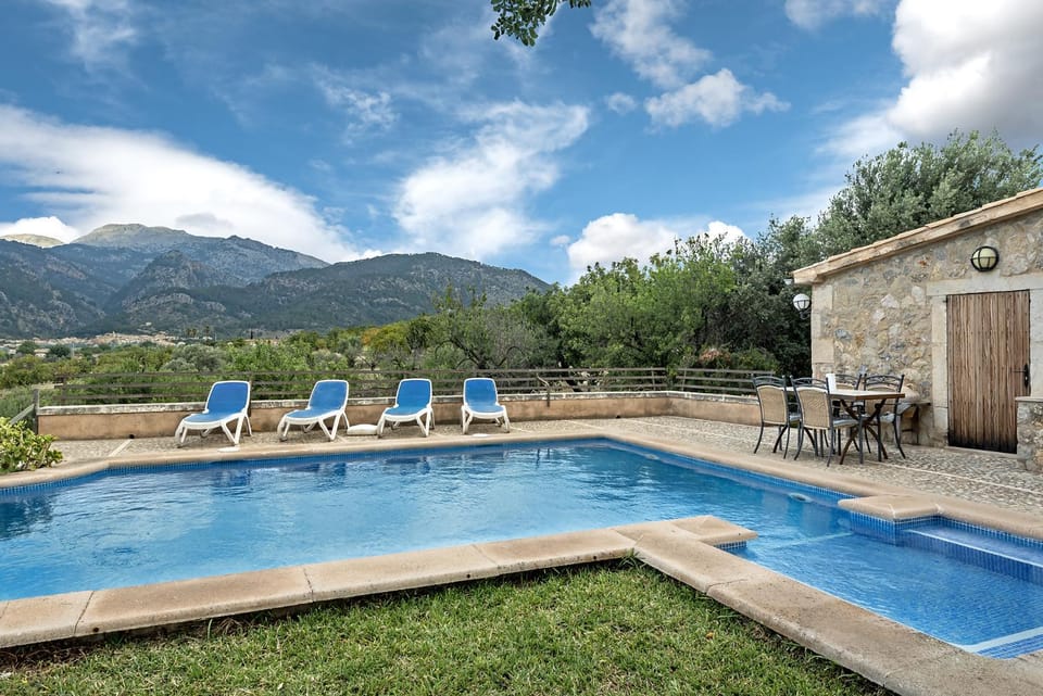 Villa Sestadors Villa in Pla de Mallorca