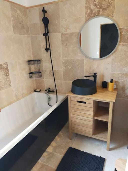 Bathroom, Bath