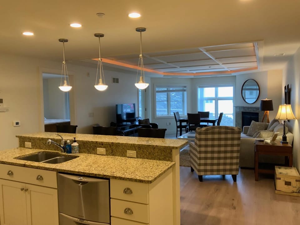 Lovely 2-bedroom Suite with lots of Amenities House in Michigan