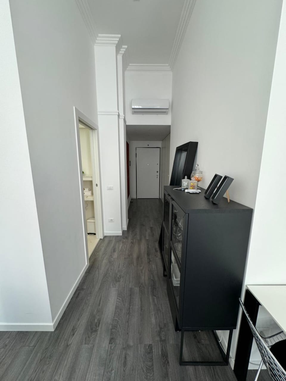 TV and multimedia, air conditioner