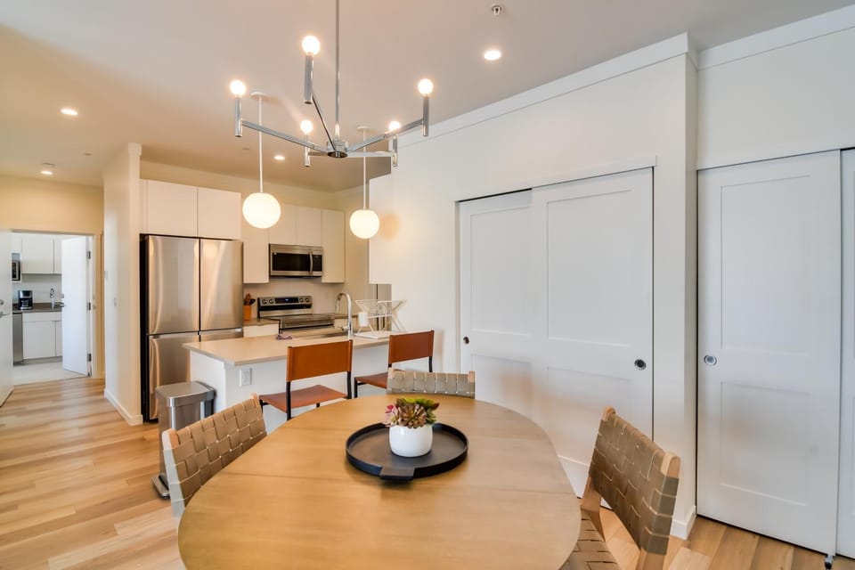 2 Mi to Fraser Tubing Hill: Condo w/ Fireplace! House in Fraser