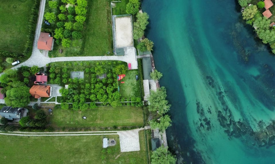 Neighbourhood, Natural landscape, River view