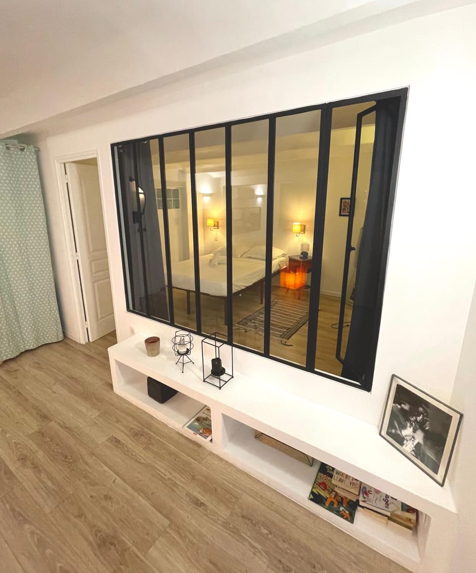 Loft climatisé 113m2 - 6 personnes - Quartier du Panier Apartment in Marseille
