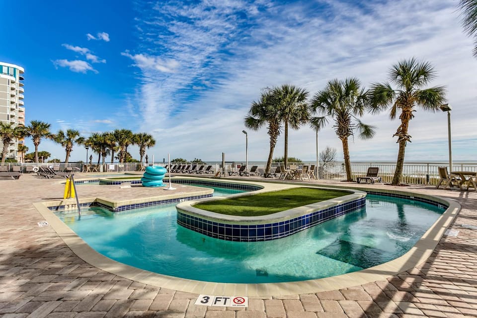 Natural landscape, Beach, Pool view, Sea view, Swimming pool, sunbed