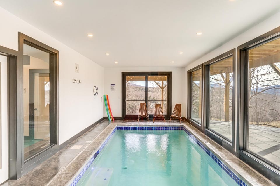 Custom Windham Mtn Villa w/ Pool, Theater & Views! Villa in Windham