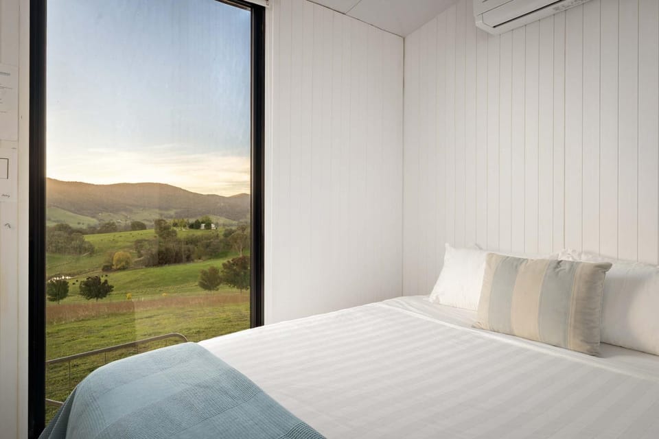 Nichol Road Hideaway at Annies Retreat by Tiny Away House in Yackandandah