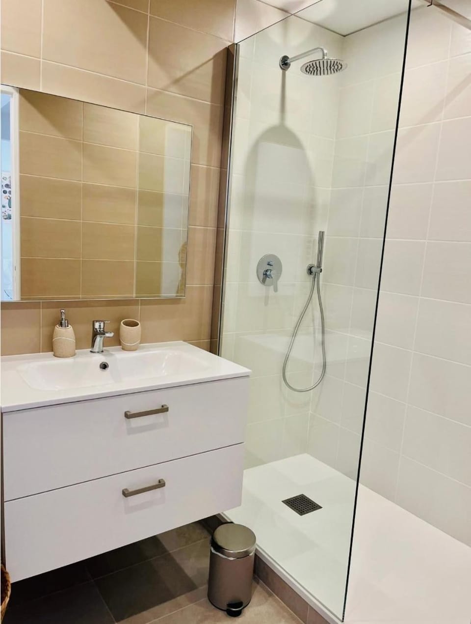 Shower, Bathroom
