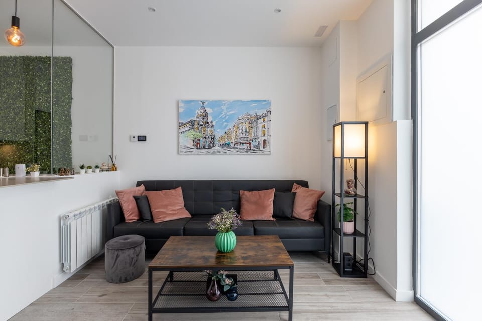 Living room, Seating area, internet, air conditioner