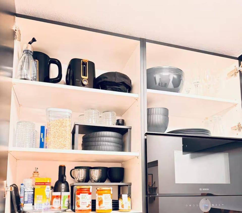 Kitchen or kitchenette, toaster