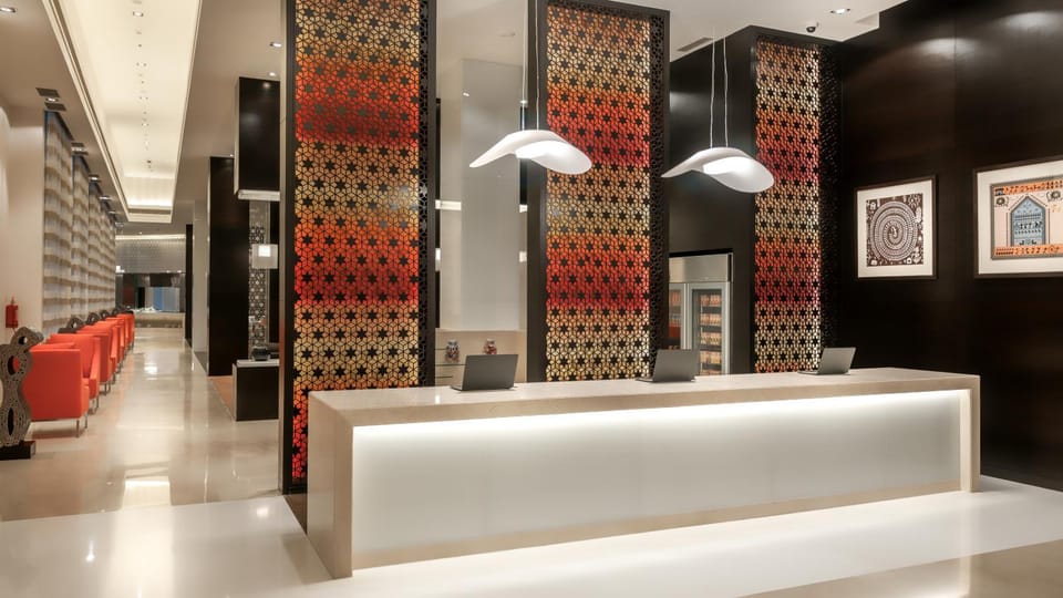 Staff, Lobby or reception