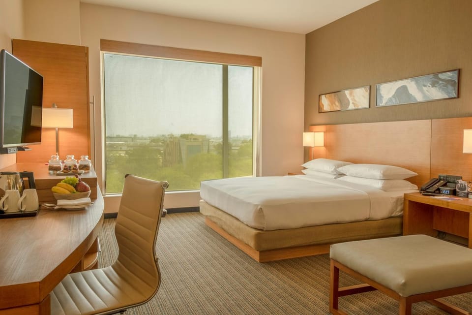 Bed, Photo of the whole room, Bedroom, On site