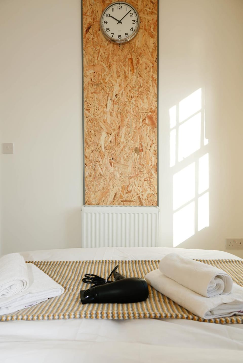Luxury Rooms in Camden Town Near Shops, Cafes, Bars & Metro with Shared Bathrooms Vacation rental in London Borough of Islington