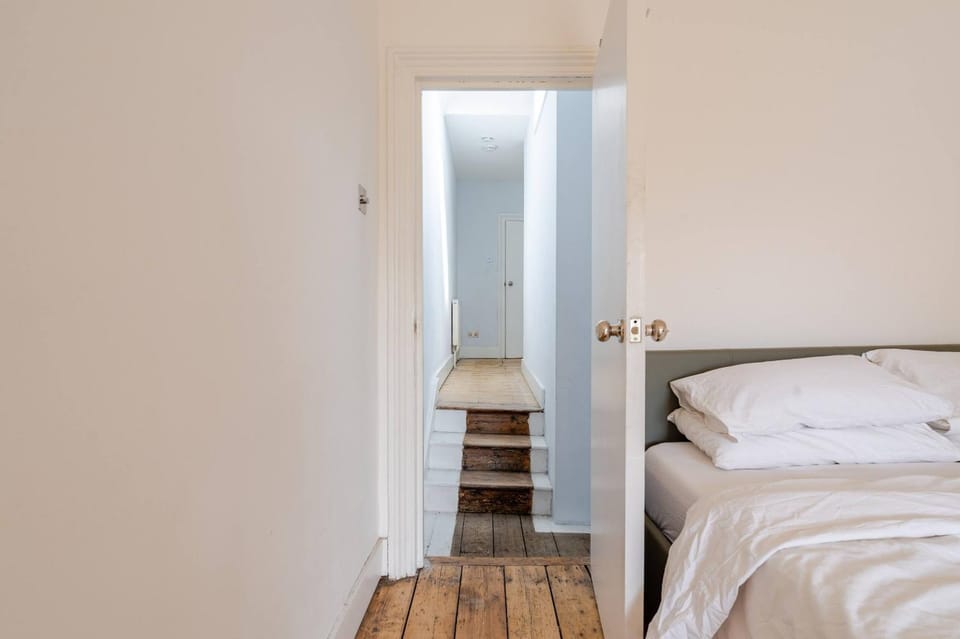 Blue Valley House House in London