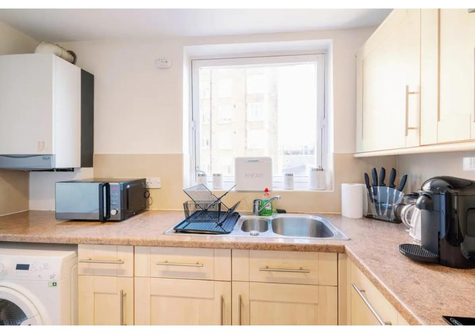 Cosy 1 Bed flat near Portonbello Apartment in London