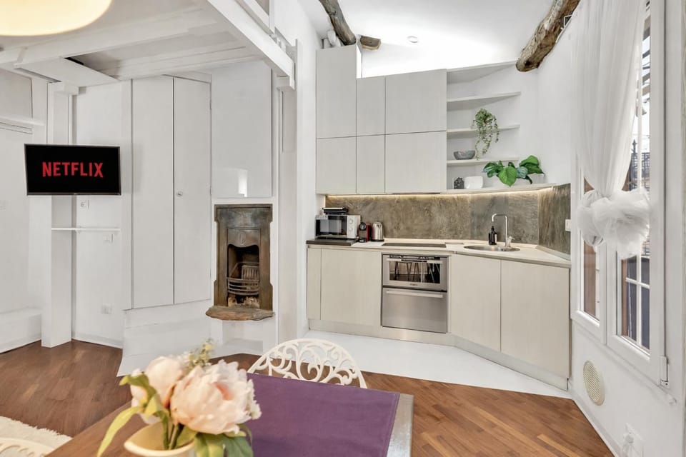 [Arco della Pace-Castello Sforzesco]Exclusive Mini Loft Wifi Netflix Apartment in Milan