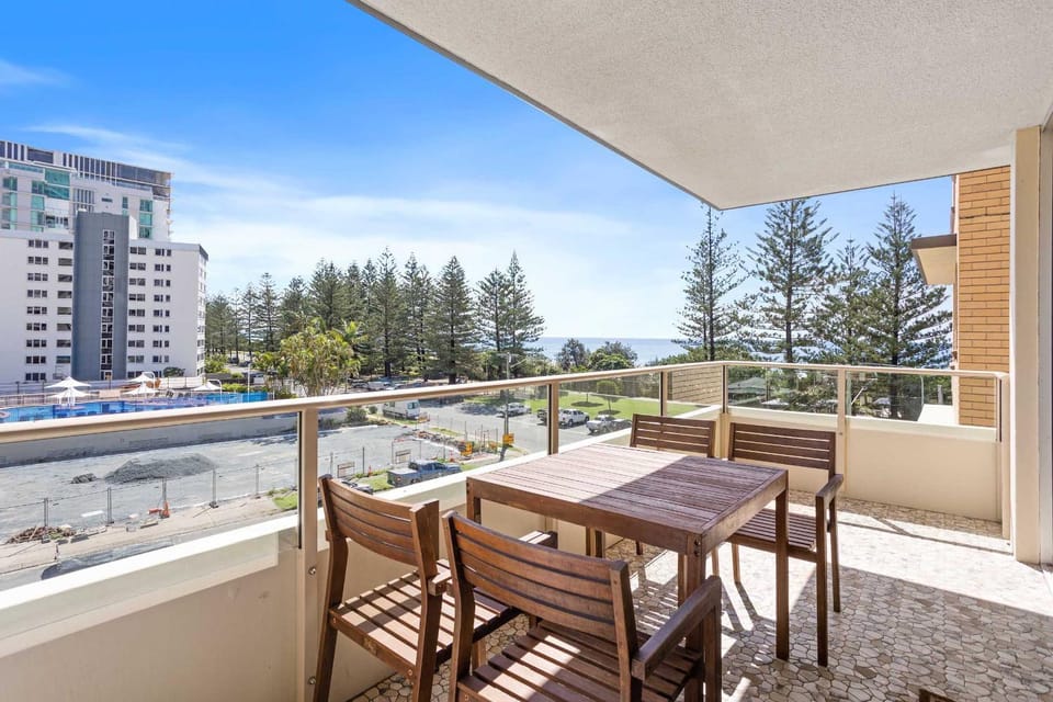 Day, Natural landscape, View (from property/room), Balcony/Terrace