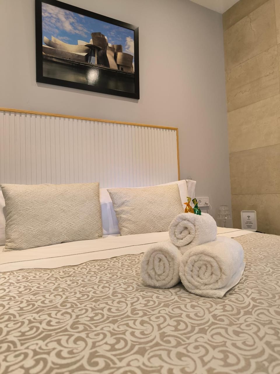 Bed, Photo of the whole room, Bedroom, towels