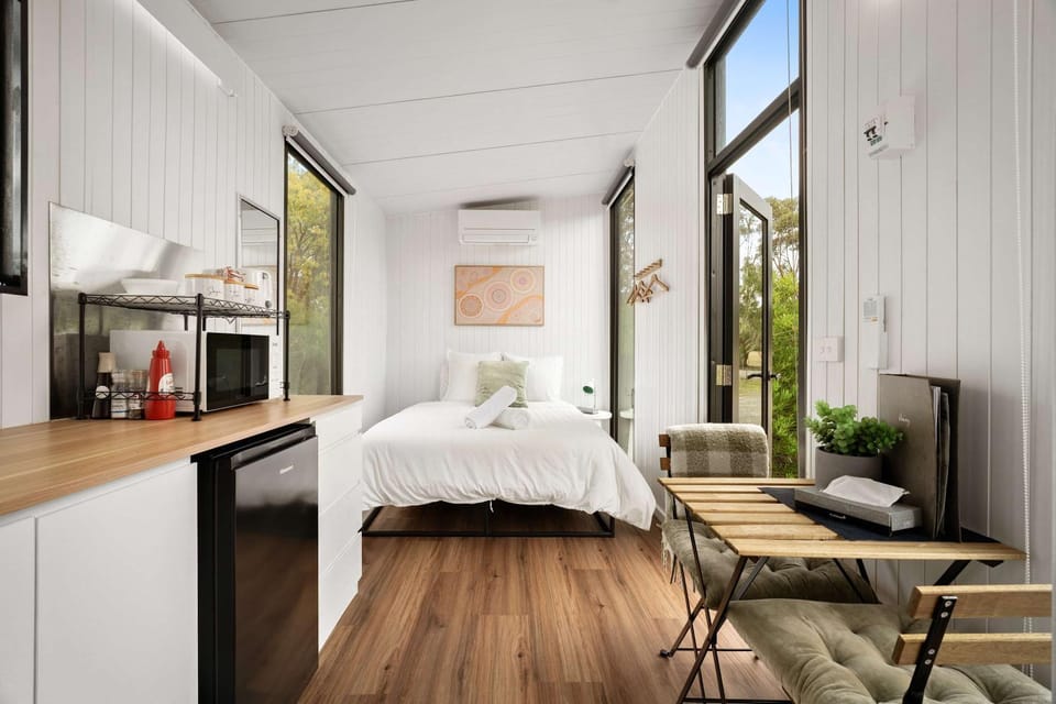 Halls Haven Tiny House 2 by Tiny Away House in Halls Gap