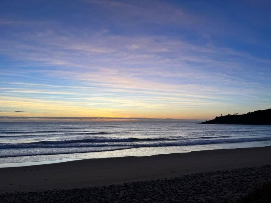 Natural landscape, Beach, Sunrise