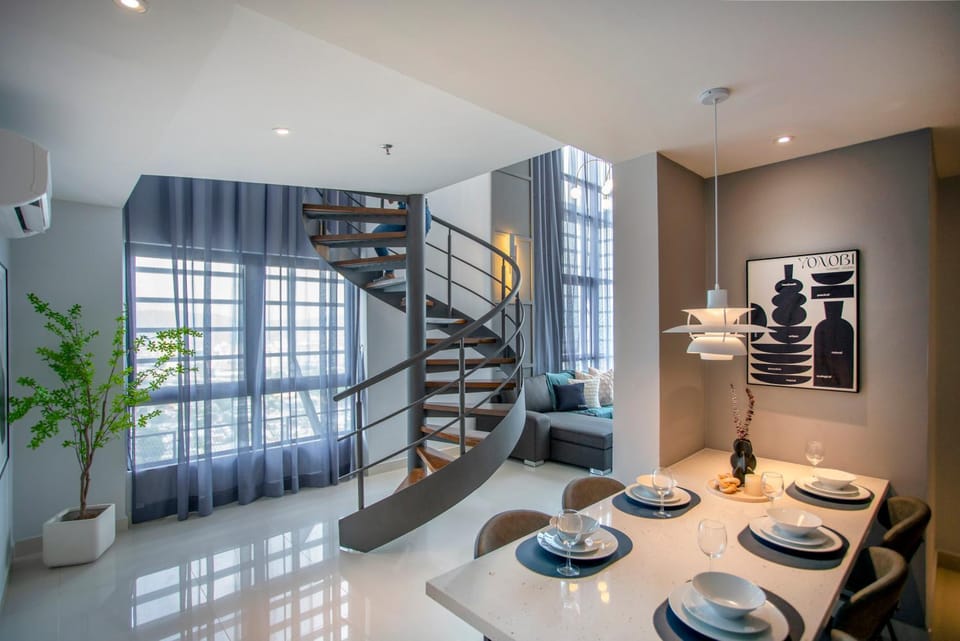 Property building, Living room, Seating area, Dining area