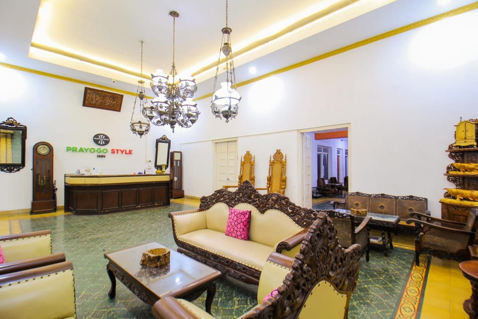 Lobby or reception, Seating area