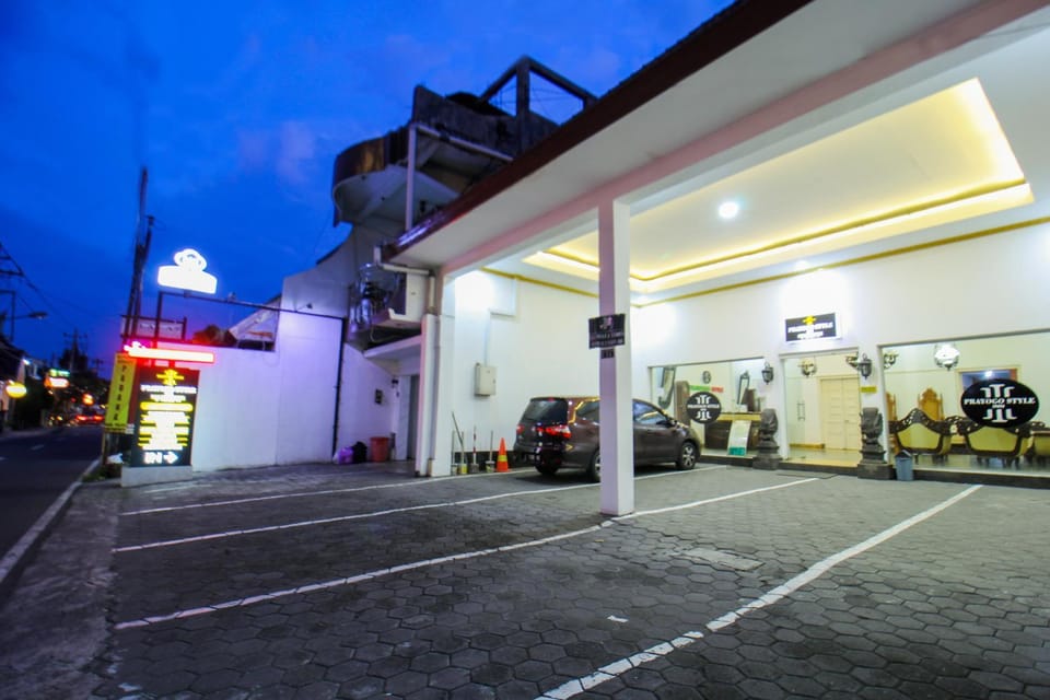 Night, Parking