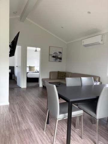 Denman Van Village Campground/ 
RV Resort in New South Wales