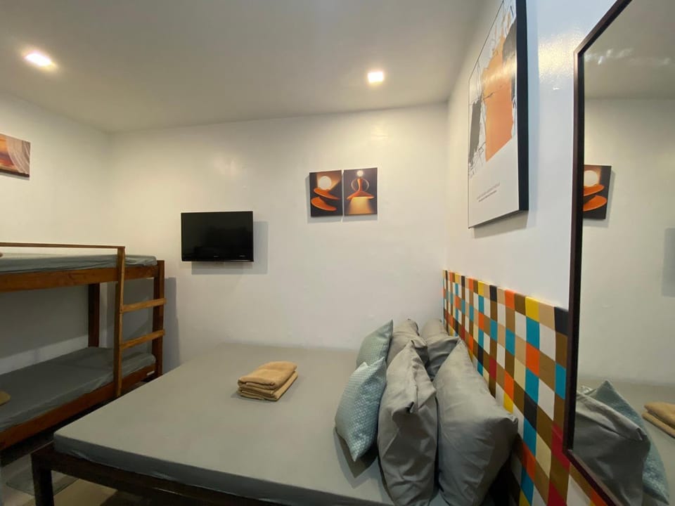 Bed, Bedroom, bunk bed