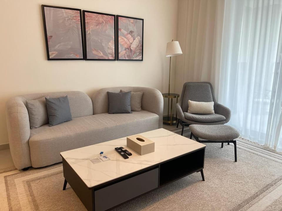 Pearl of Creek Beach: 1BR Luxury Beach Apartment Apartment in Dubai