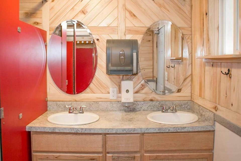 Moab RV Resort Glamping Tipi OKTP-51 House in Utah