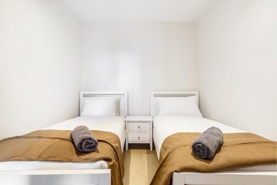 2-Bedroom Apartment in Melbourne City with carpark Apartment in Melbourne
