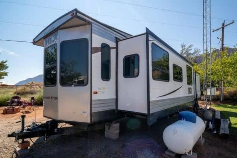 Moab RV Resort Glamping RV Fully Setup OK42 House in Utah