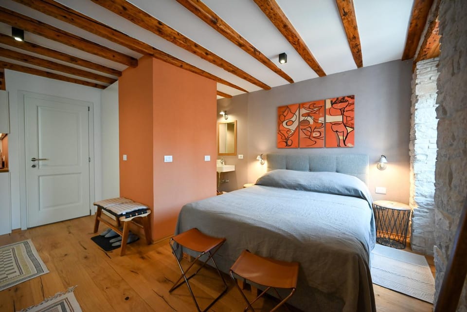 Bed, Bedroom