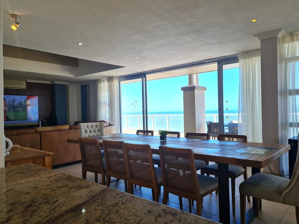 TV and multimedia, Balcony/Terrace, Living room, Dining area, Sea view