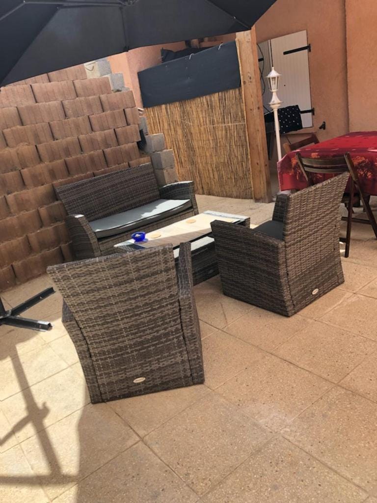 Patio, Balcony/Terrace