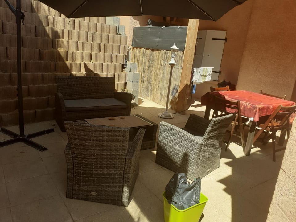 Patio, Balcony/Terrace