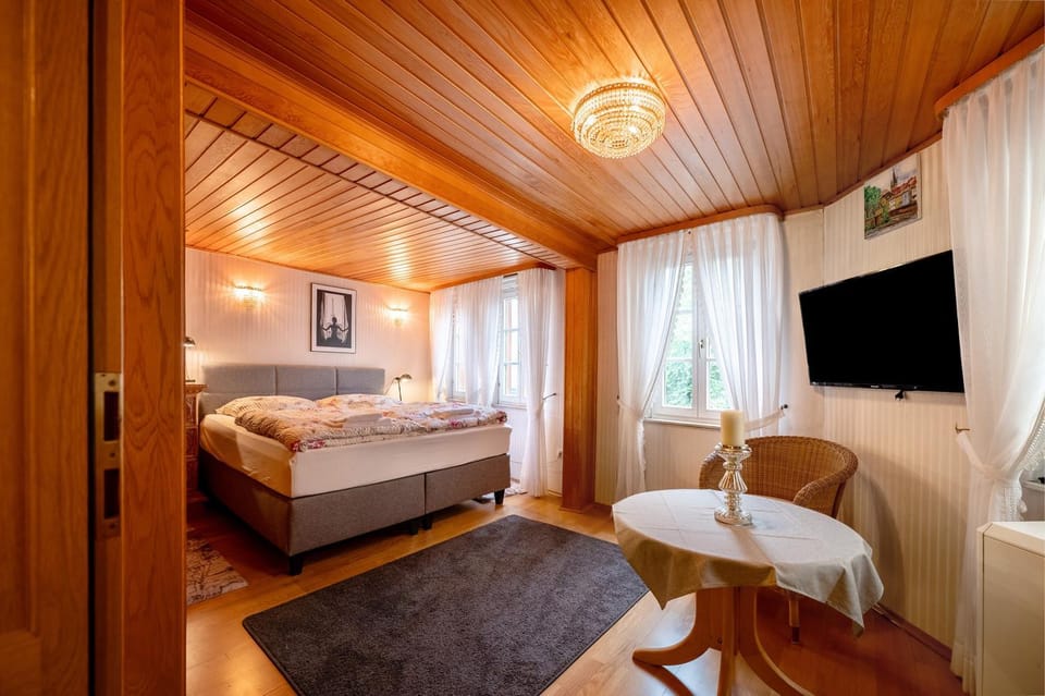 Living room, Bedroom