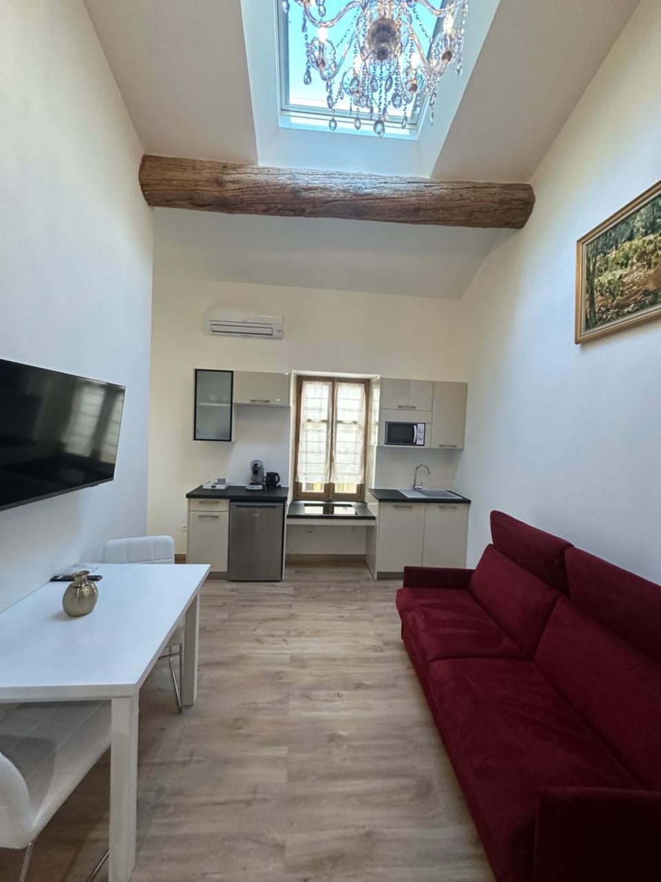 Kitchen or kitchenette, Living room, Dining area, minibar