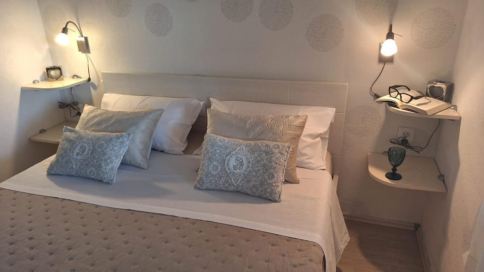 Apartments Teo 2 Apartment in Hvar