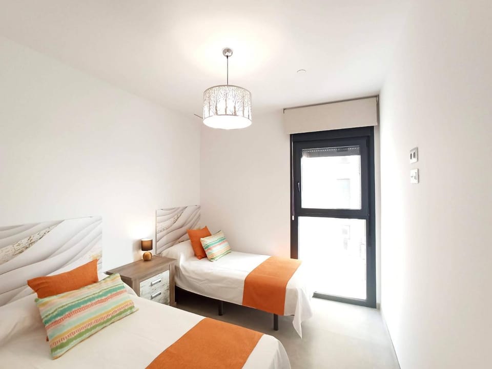 Bed, Photo of the whole room, Bedroom, air conditioner