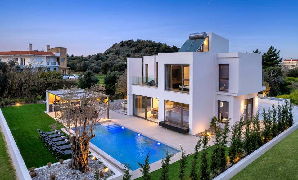 Property building, Swimming pool
