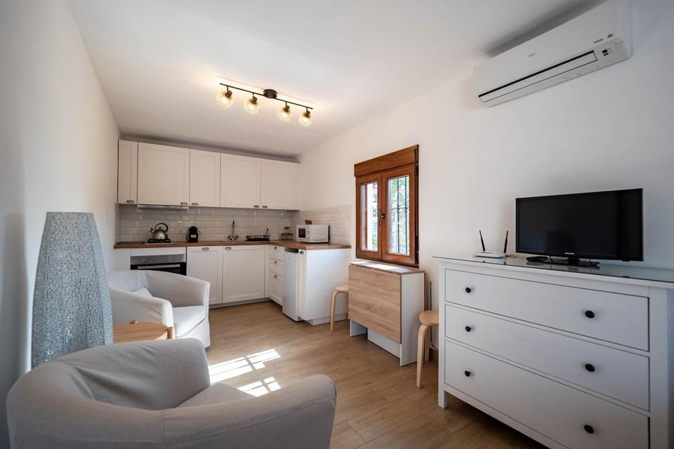Casa Amarilla Casitas Apartment in Valle del Guadalhorce