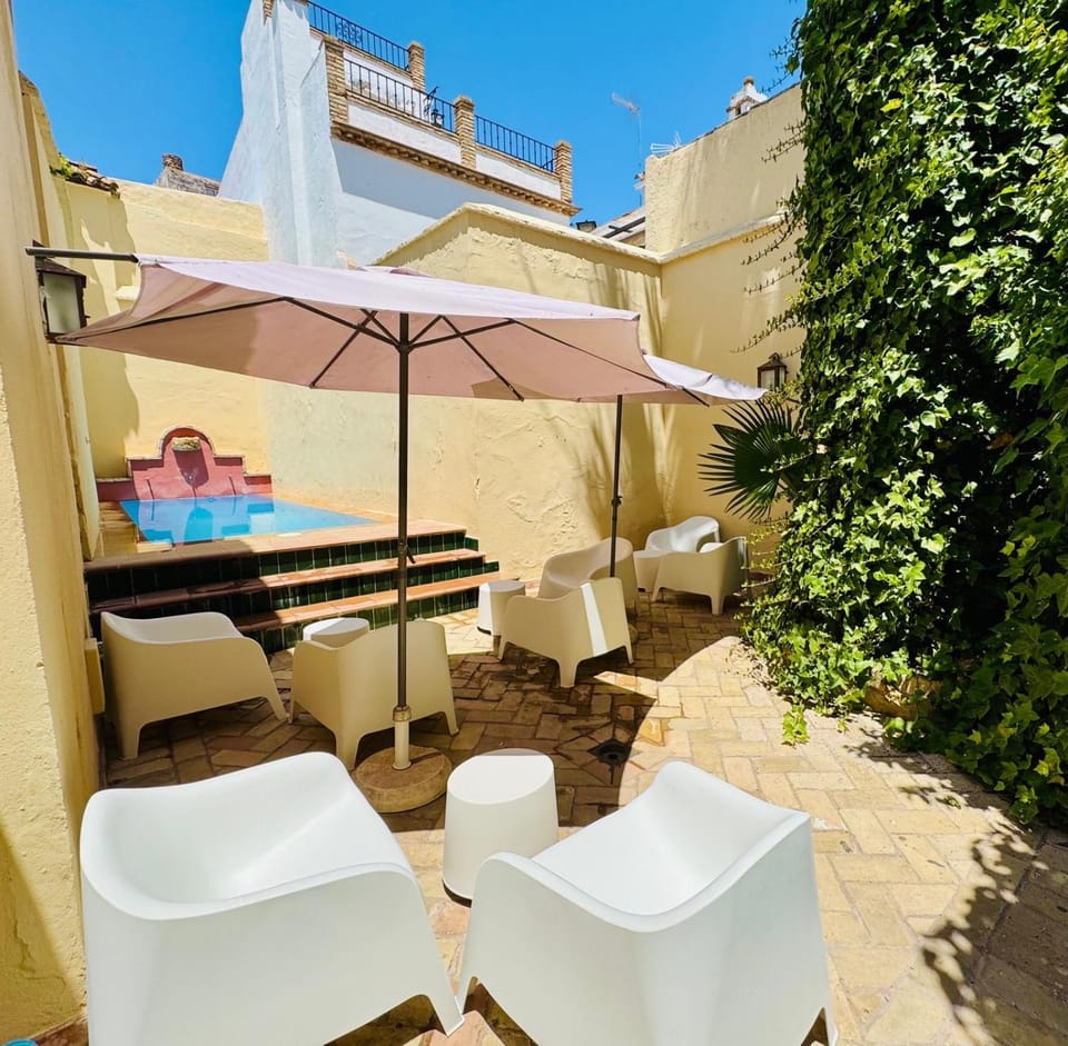 FRENTEABASTOS Boutique Bed and Breakfast in Carmona