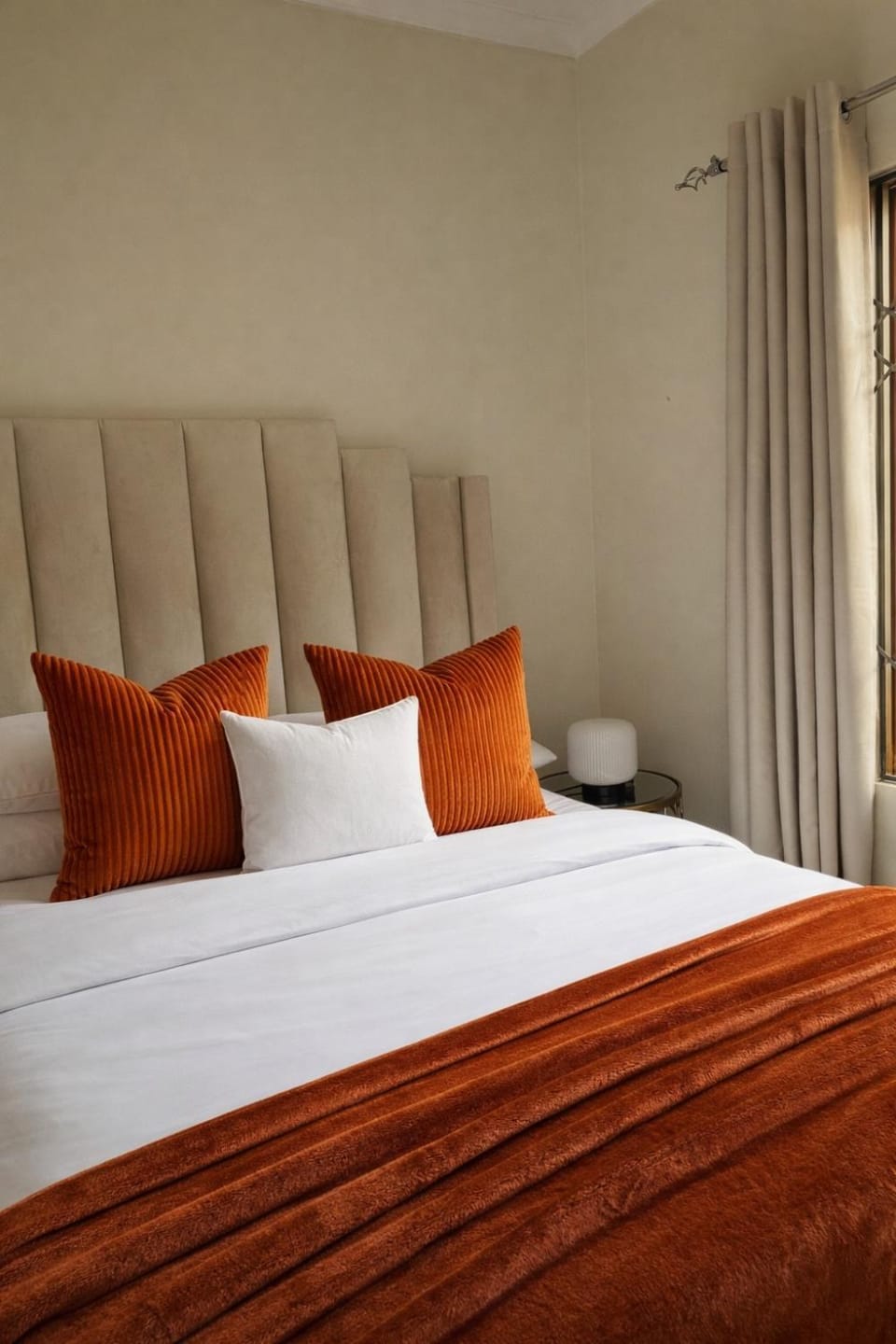 Midrand Chic Oasis House in Sandton