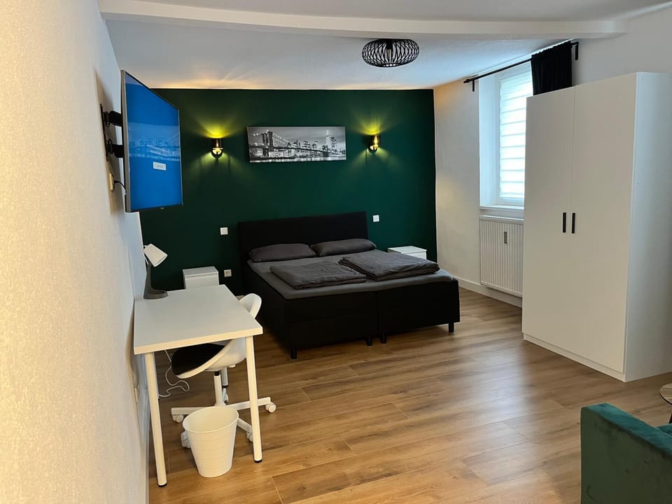 Appartment New York Nähe Düsseldorf, Messe, HBF, City, WIFI, HELIOS Hospital Apartment in Krefeld